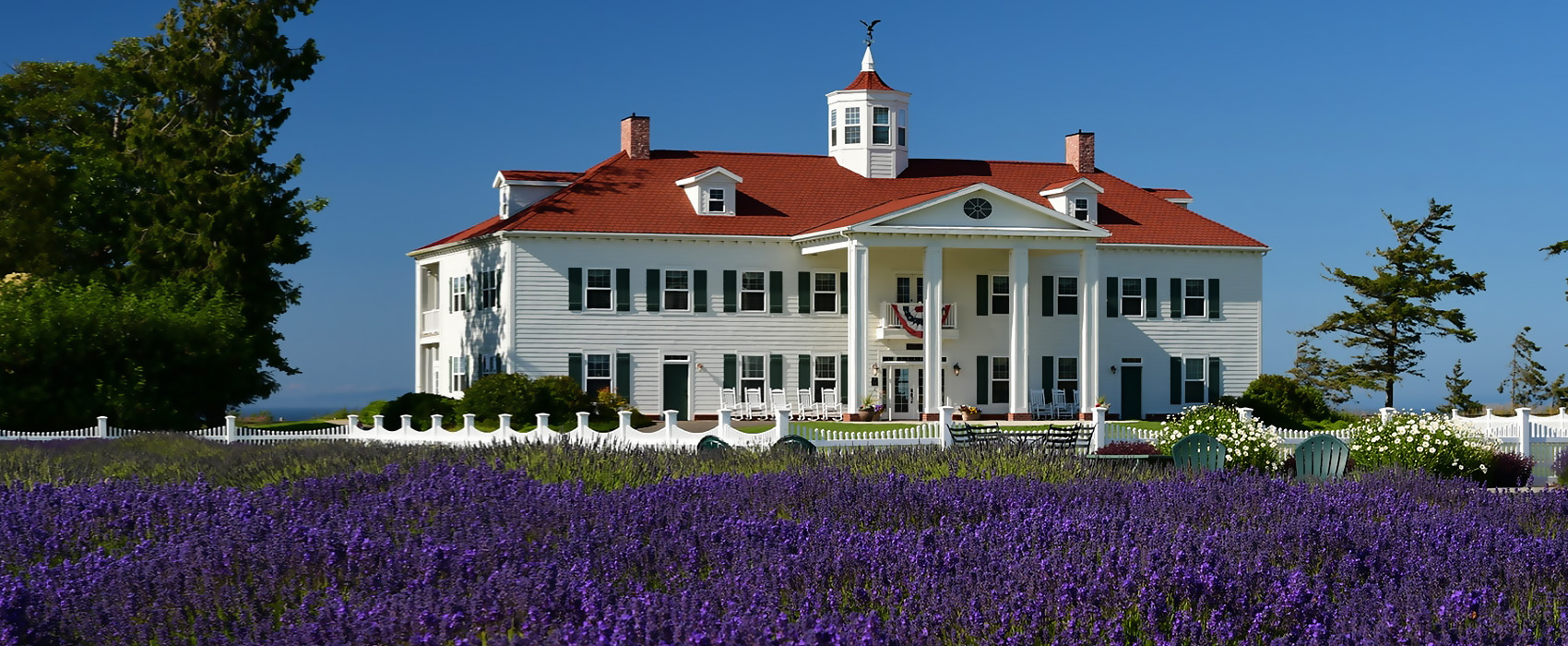 Exterior view of George Washington Inn