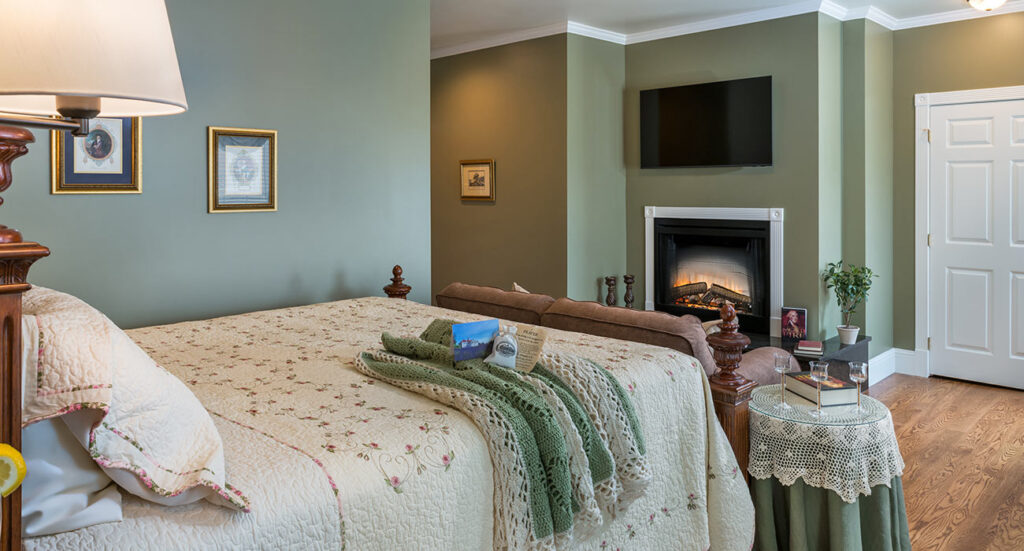 Surveyor Restreat Bed and Fireplace